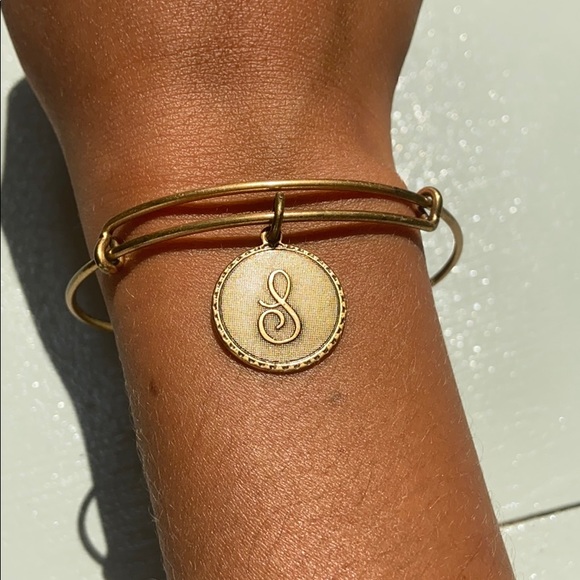 Gold ‘S’ Initial Alex and Ani Bracelet - Picture 4 of 4